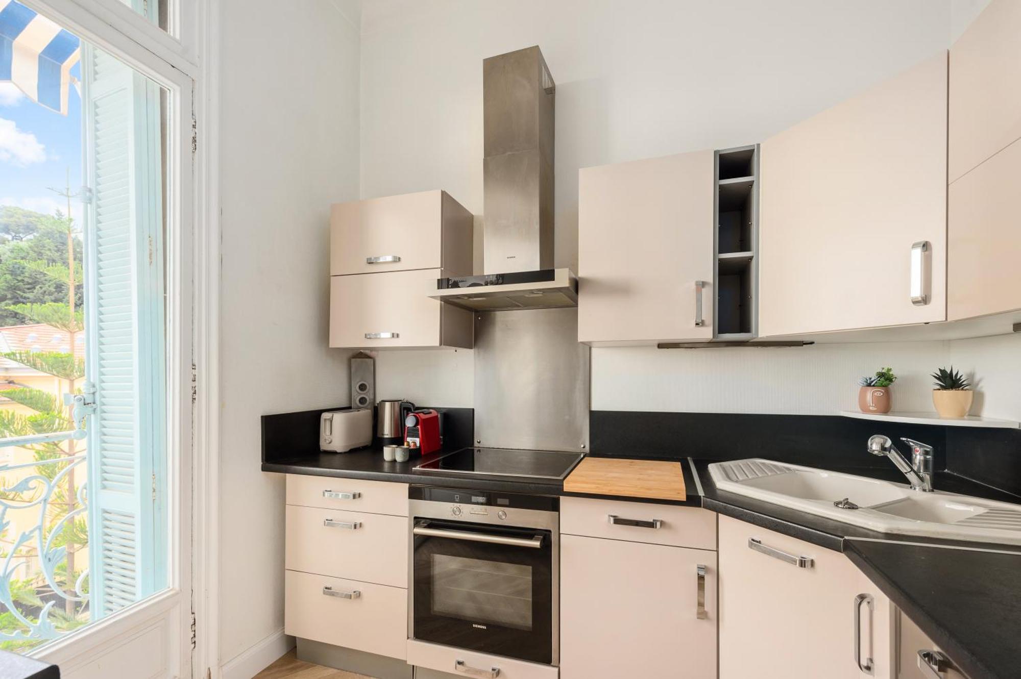 Mont Fleuri- Somptueux 2 Pieces - Parking - Menton Apartment Exterior photo