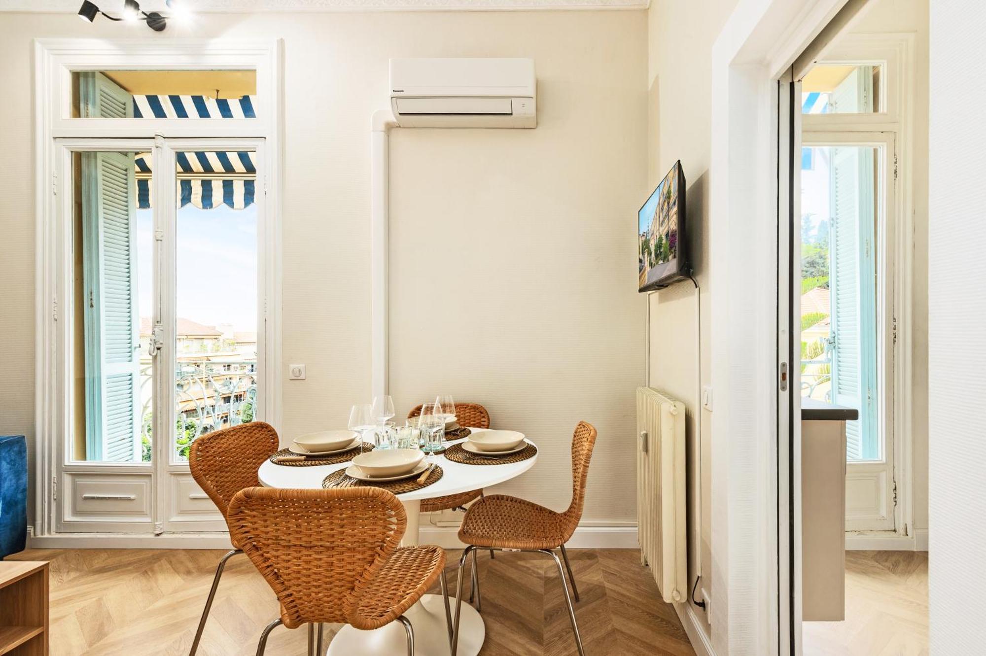 Mont Fleuri- Somptueux 2 Pieces - Parking - Menton Apartment Exterior photo