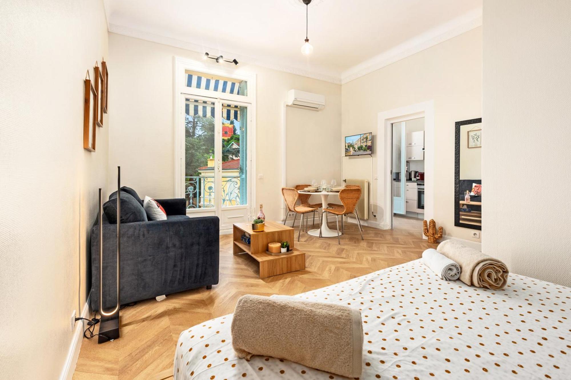 Mont Fleuri- Somptueux 2 Pieces - Parking - Menton Apartment Exterior photo